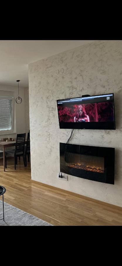 Didi-free Parking Apartment Novi Sad